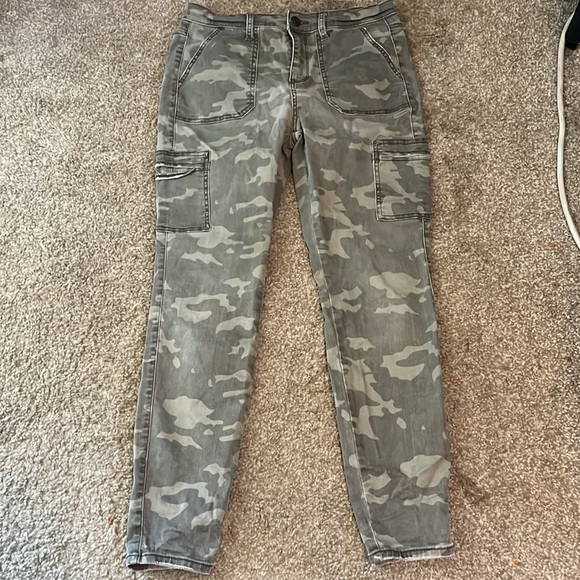 MUDD CAMO STRAIGHT LEG PANTS. SIZE 11 - Picture 11 of 11